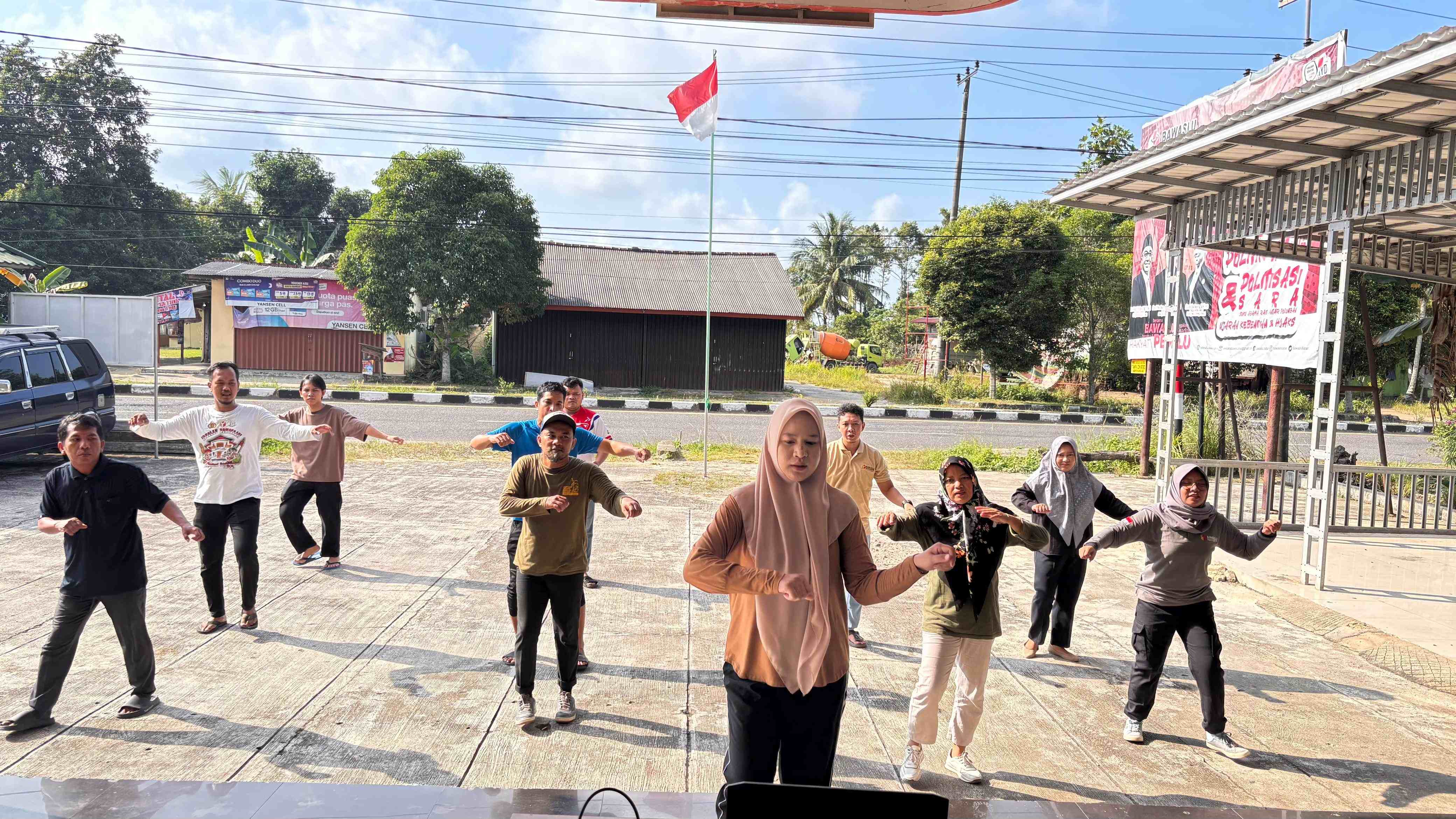 Bawaslu Kabupaten Bangka Barat Gelar Senam Sehat