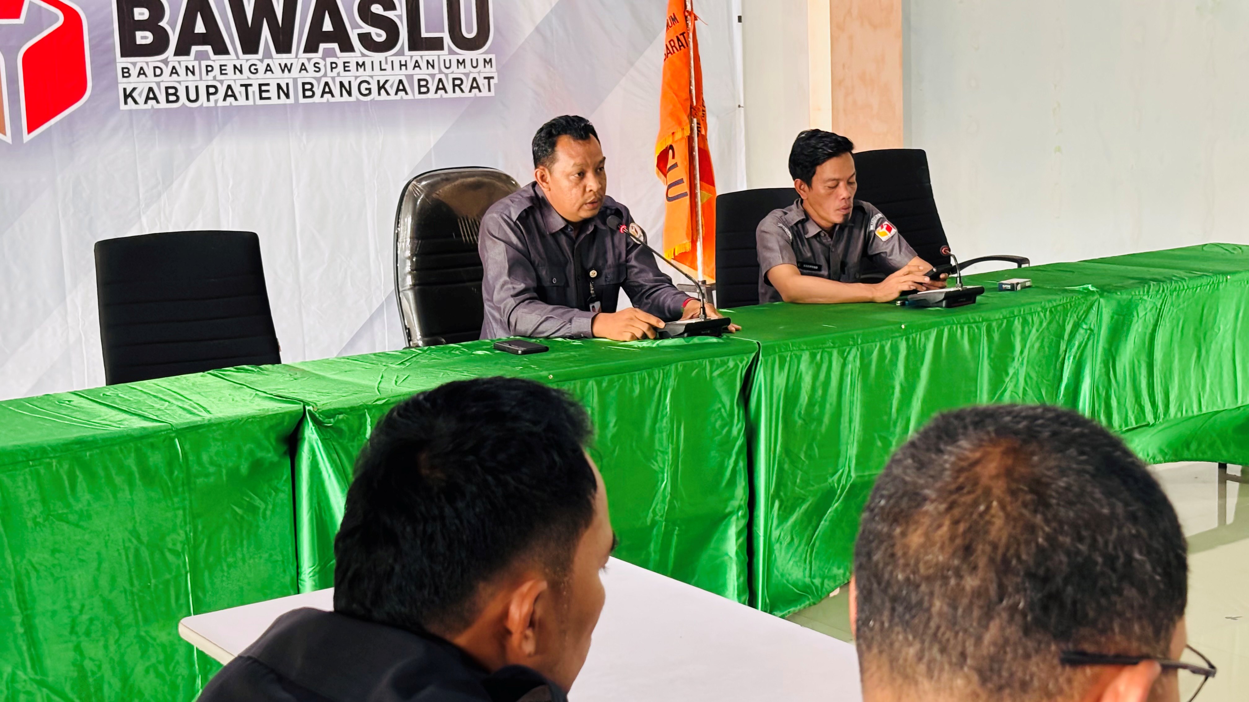 Rapat Internal Bawaslu Kabupaten Bangka Barat