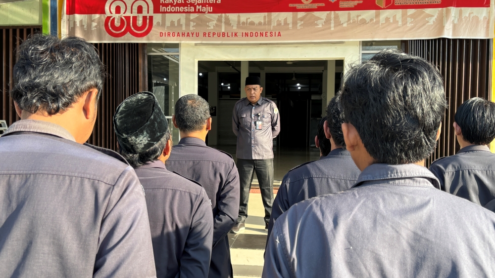 Penguatan Integritas dan Profesionalitas Menjadi Fokus Amanat Pembina Apel Pagi