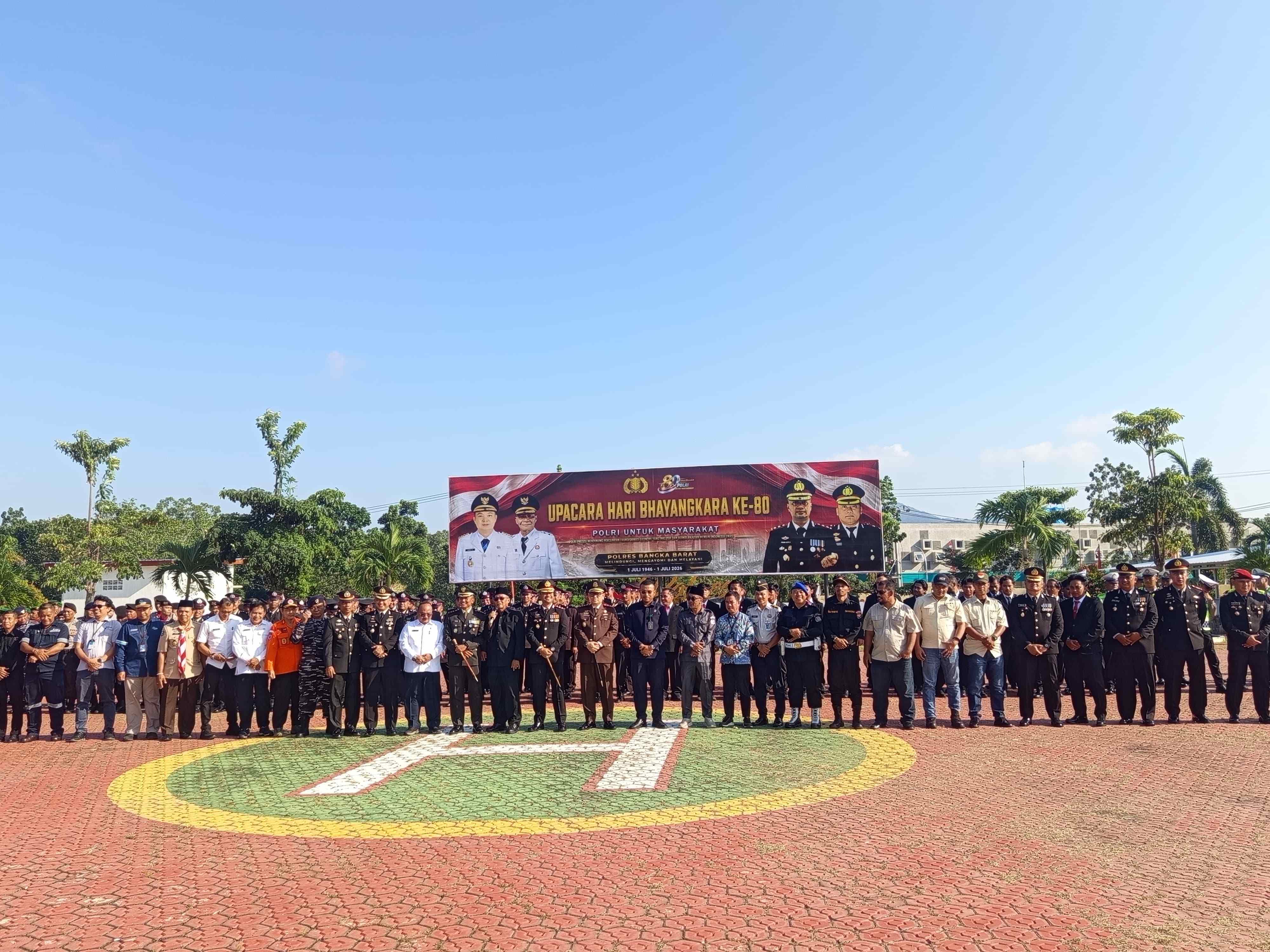  Bawaslu Bangka Barat Hadiri Upacara Peringatan Hari Bhayangkara ke-80