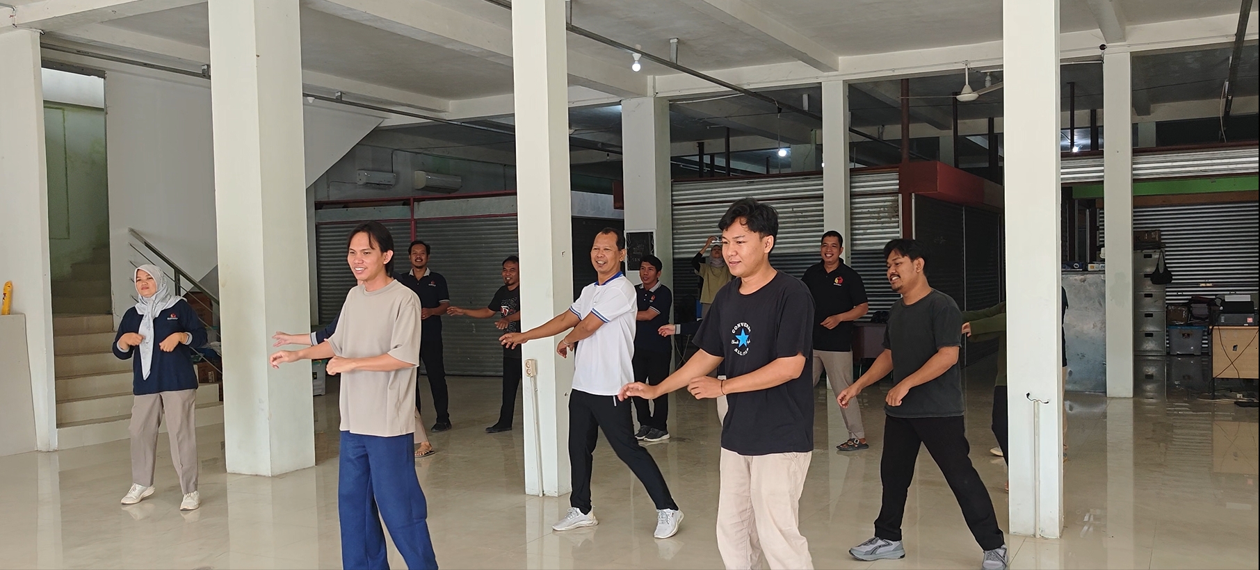Jumat Sehati, Bawaslu Bangka Barat Perkuat Kebugaran dan Kekompakan Jajaran