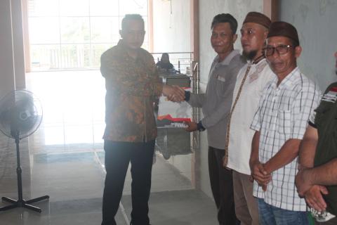 Penyerahan Piagam Penghargaan