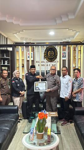 Perkuat Sinergi Penegakan Hukum, Bawaslu Bangka Barat Gelar Konsolidasi Demokrasi Bersama Kejaksaan Negeri Bangka Barat