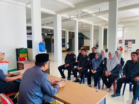 Bawaslu Bangka Barat Gelar Rapat Evaluasi Mingguan