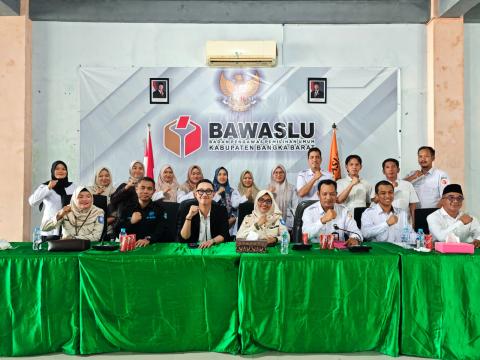 Bawaslu Bangka Barat Terima Visitasi Monev Keterbukaan Informasi Publik Tahun 2026