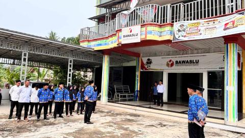 Upacara memperingati hari sumpah pemuda