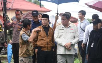 Pimpinan Bawaslu RI Herwyn JH Malonda Pantau Langsung Perhitungan Suara Ulang di Bangka Barat