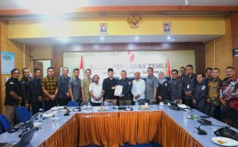 Rapat Penyampaian dan Pelaporan Penggunaan Dana Hibah Pilkada Serentak Tahun 2024