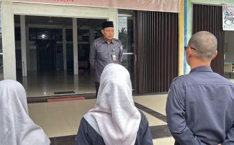 Bawaslu Bangka Barat Gelar Apel Pagi, Ketua Tekankan Kedisiplinan Jajaran