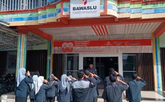 Bawaslu Bangka Barat Gelar Apel Pagi, Ketua Tekankan Penguatan Pendidikan Pengawas Partisipatif