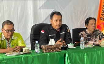Bawaslu Bangka Barat Gelar Rapat Pengelolaan Ketatausahaan dan Kearsipan sebagai Upaya Penguatan Tata Kelola Kelembagaan yang Profesional dan Akuntabel